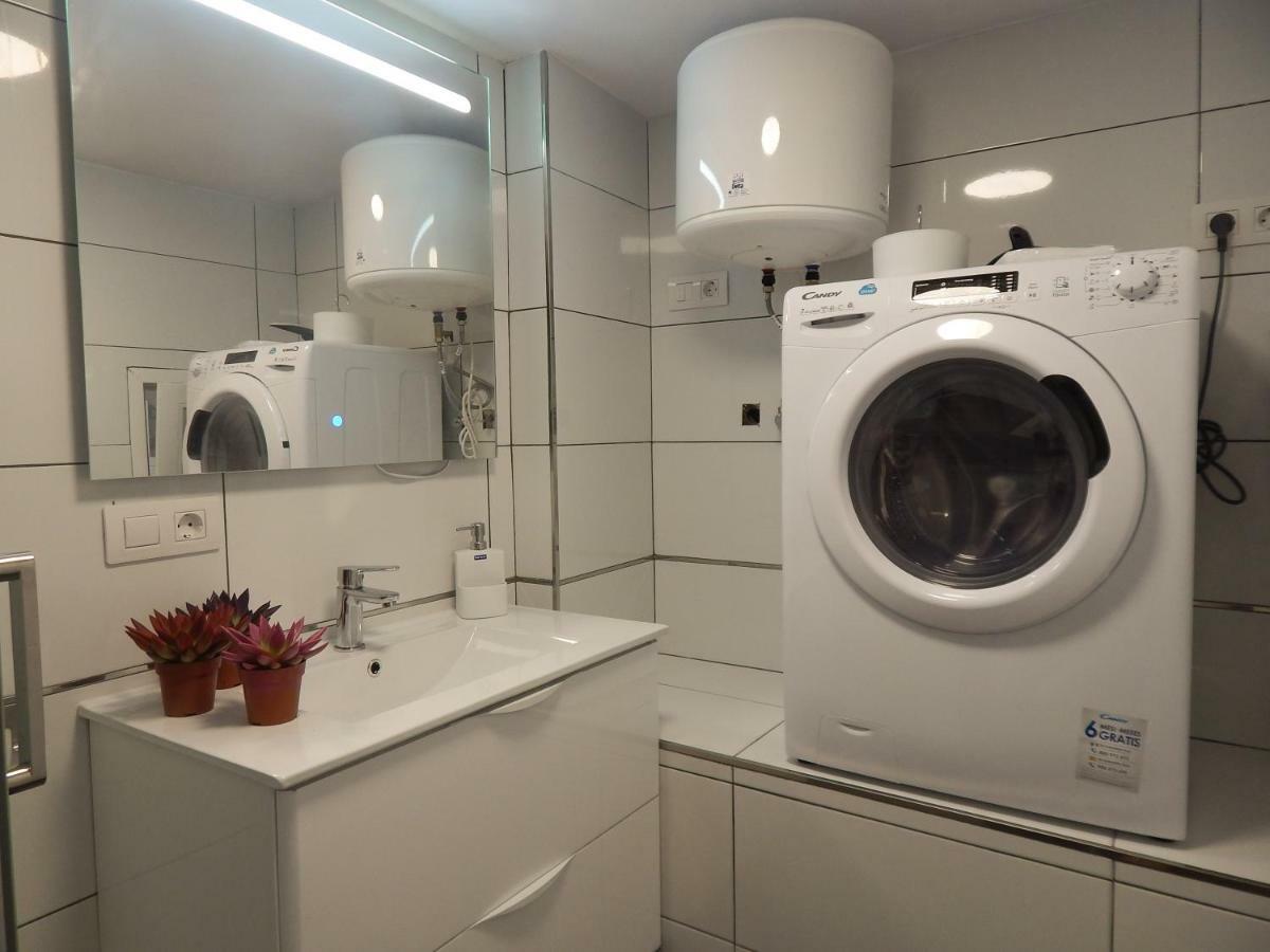 Apartamentos Bello Zona Hospital La Laguna  Eksteriør billede