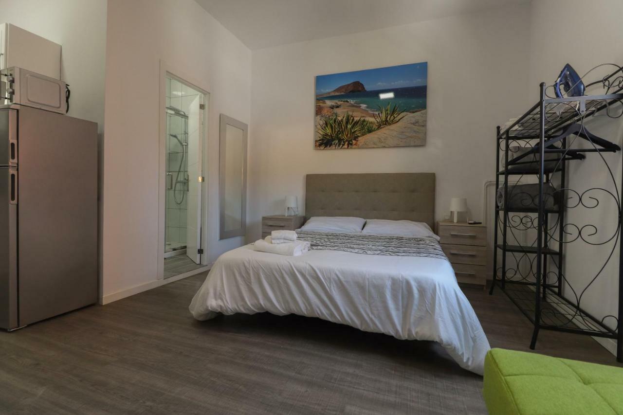 Apartamentos Bello Zona Hospital La Laguna  Eksteriør billede