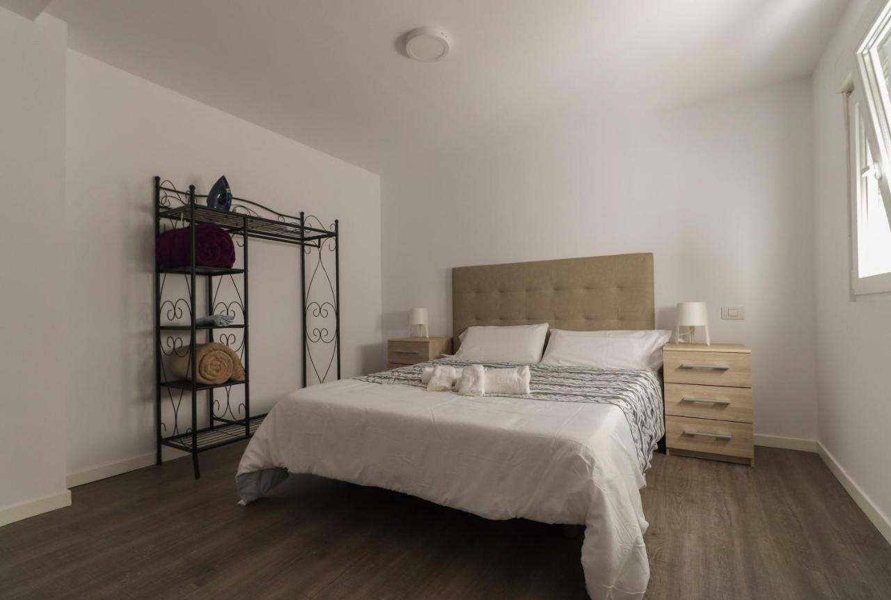 Apartamentos Bello Zona Hospital La Laguna  Eksteriør billede