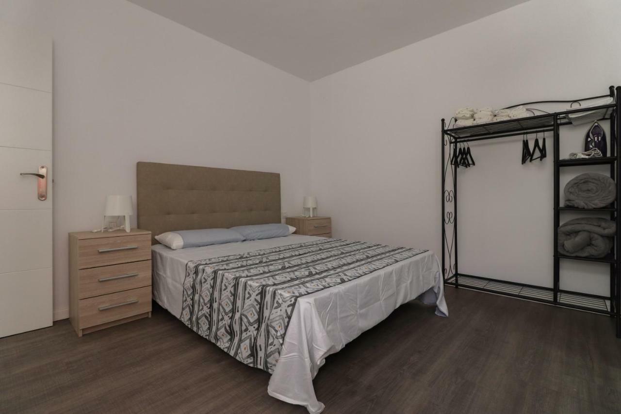 Apartamentos Bello Zona Hospital La Laguna  Eksteriør billede