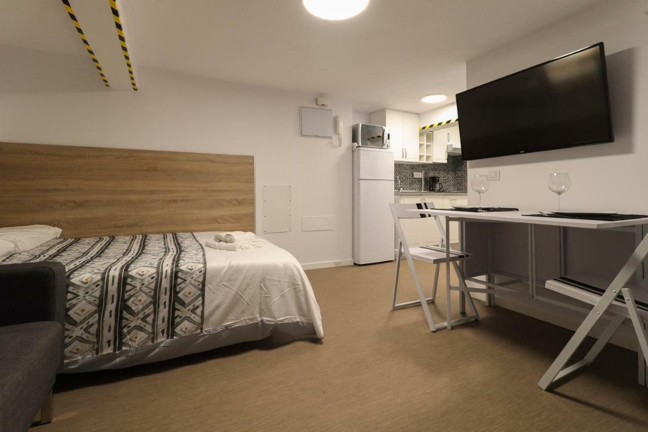 Apartamentos Bello Zona Hospital La Laguna  Eksteriør billede